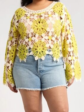New! Liv Los Angeles Yellow & White Long Sleeve Open Crochet Crop Top 1X